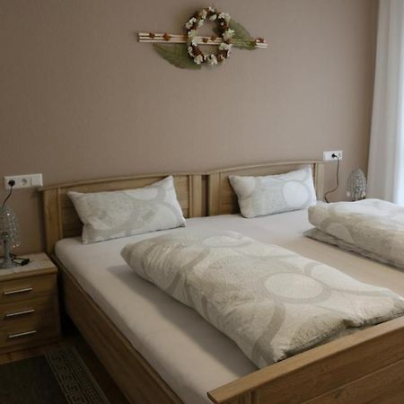Ferienwohnung Am Berg Braunlingen ภายนอก รูปภาพ