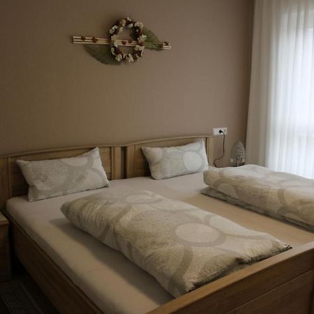 Ferienwohnung Am Berg Braunlingen ภายนอก รูปภาพ